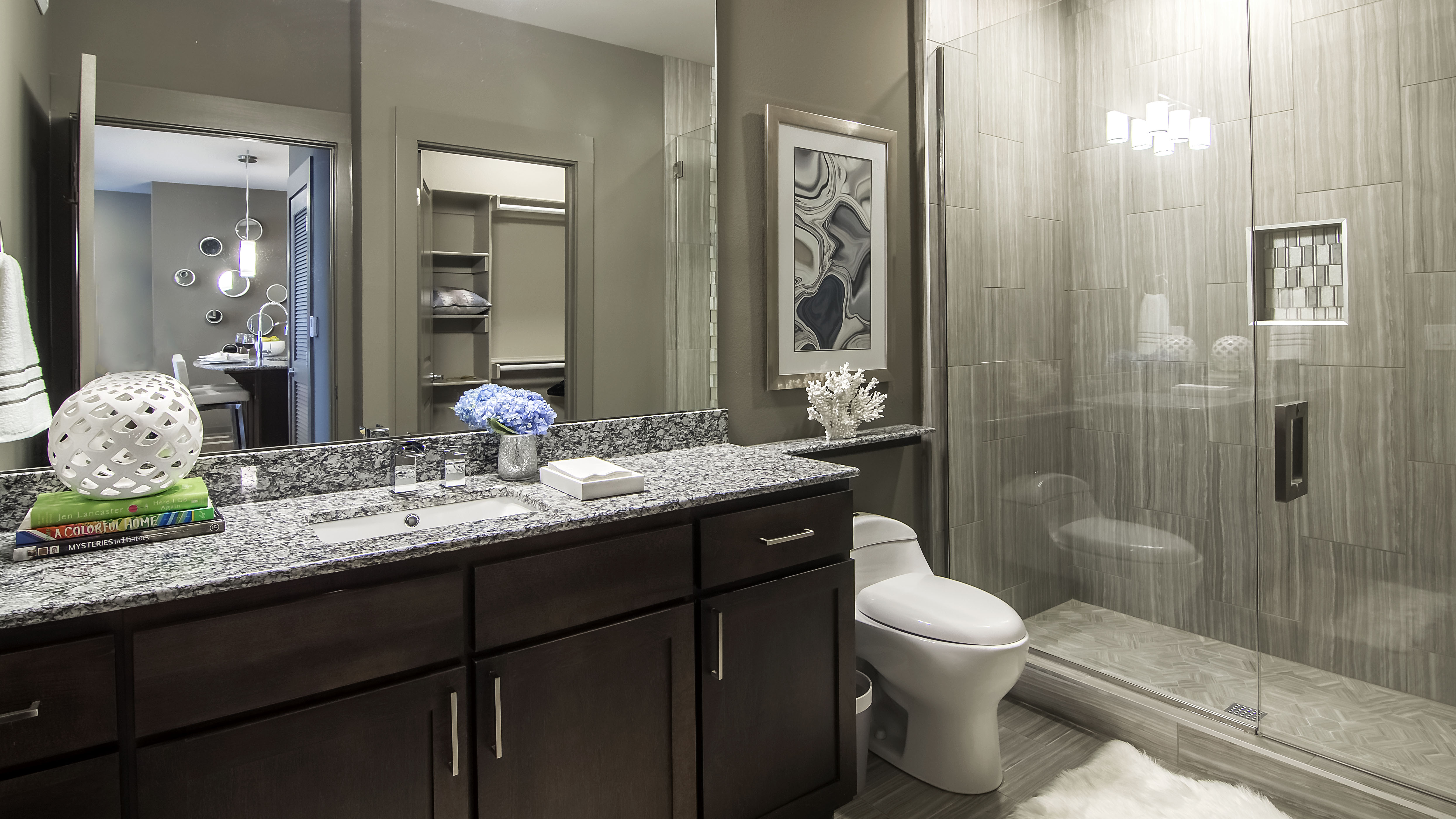 Bowman Pointe - Room