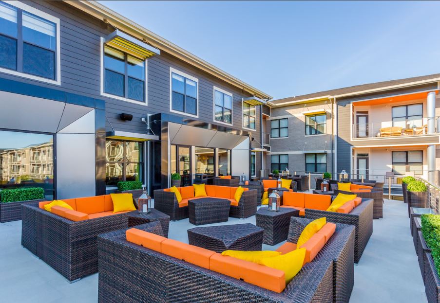 Bowman Pointe - Terrace