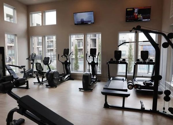 Leinbach - Working Out, Fitness, Gym