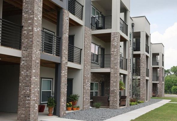 Leinbach - City, Condo, Housing