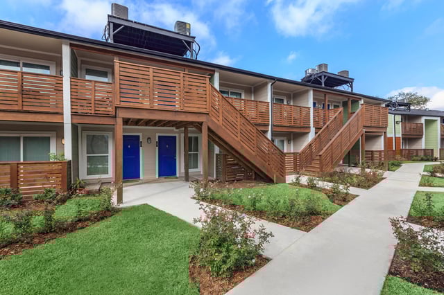 Los Prados Rent Quality Apartments in Houston, TX