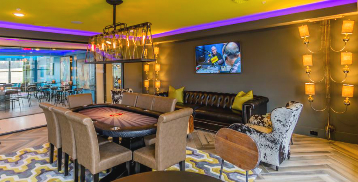 Bowman Pointe - Chair