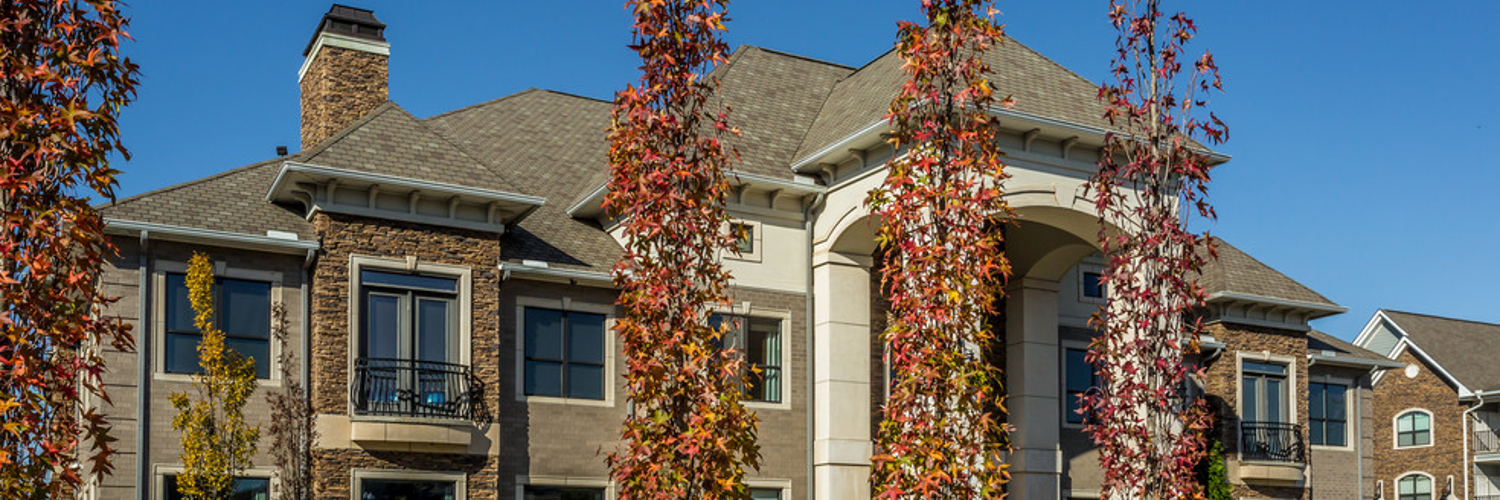 The Pointe Brodie Creek - Tree