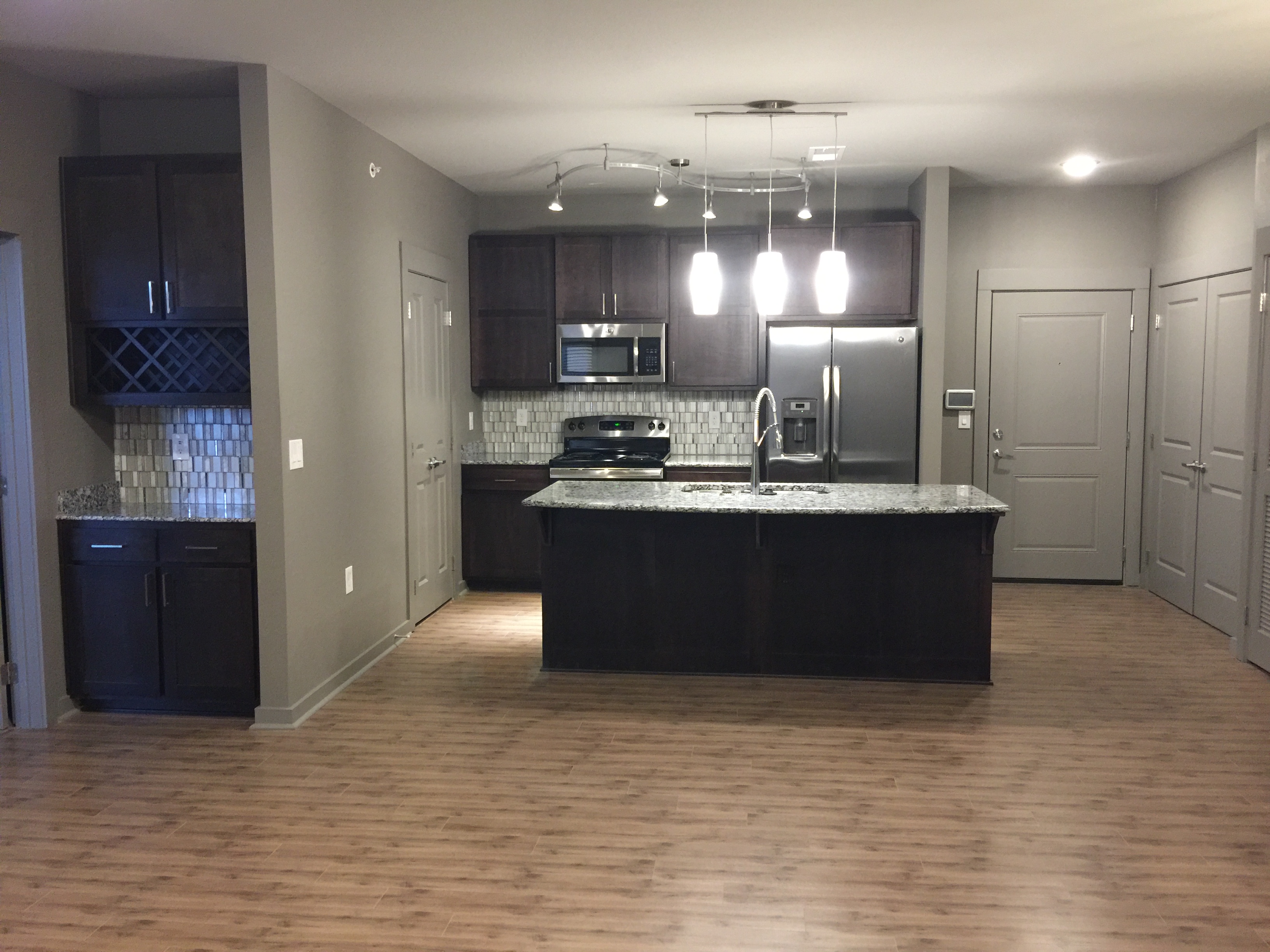 Bowman Pointe - Room, Floor