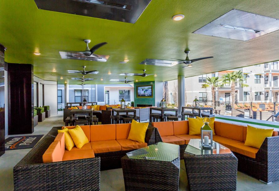 Bowman Pointe - Couch